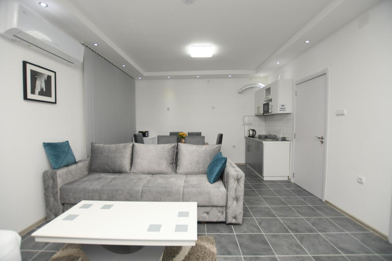 Relax Apartmani Kladovo Exterior photo